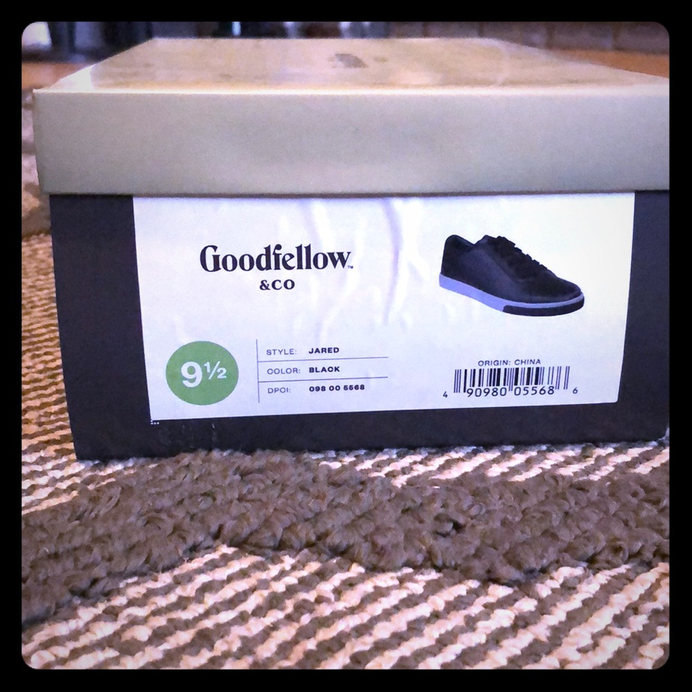 Goodfellow &CO men’s shoes.